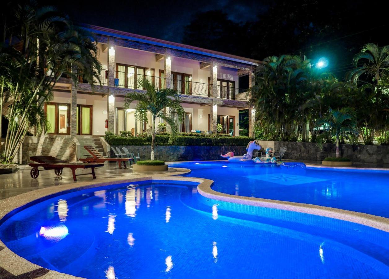 Hotel Amira Puerto Carrillo Extérieur photo